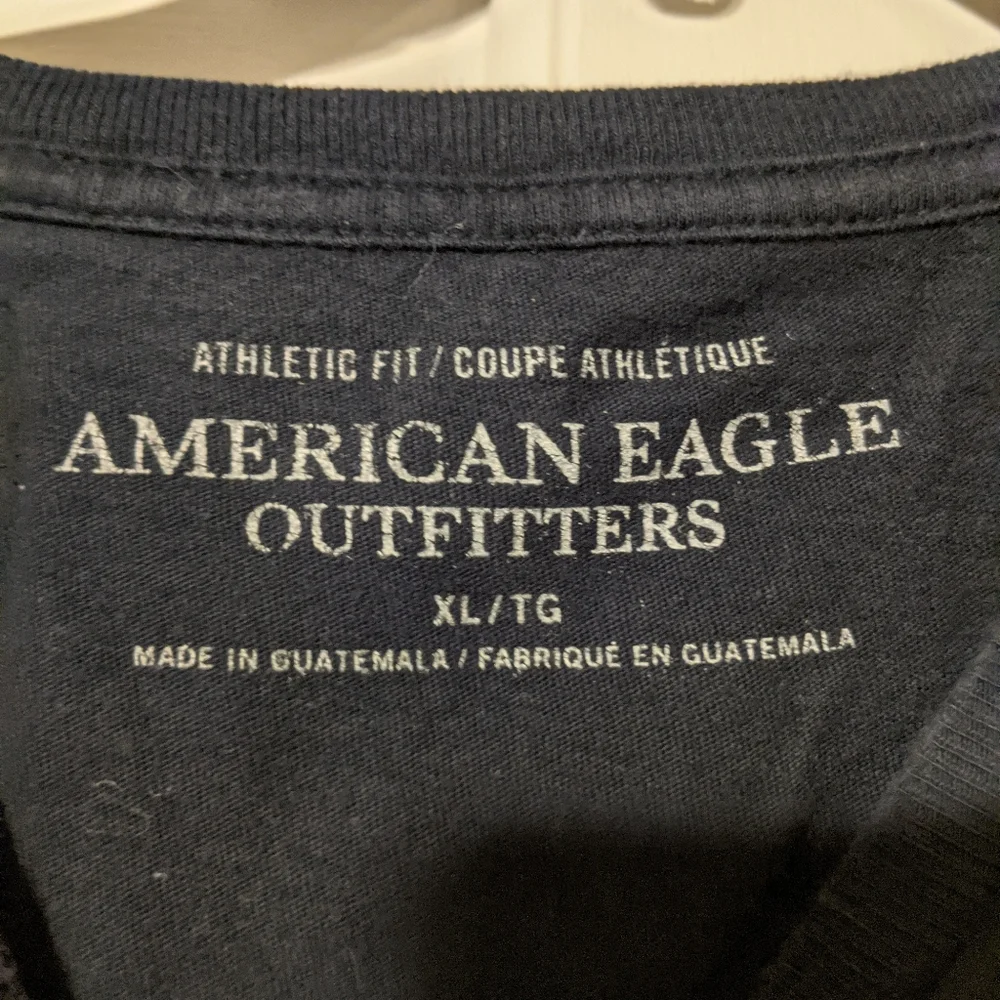 Mens AE Tee XL - Picture 2 of 2
